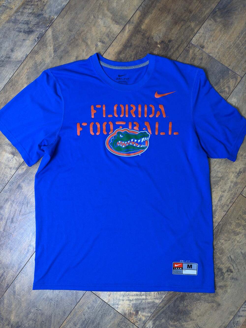 NIKE DRI-FIT Men’s University of Florida UF Football T-Shirt, Size M EUC